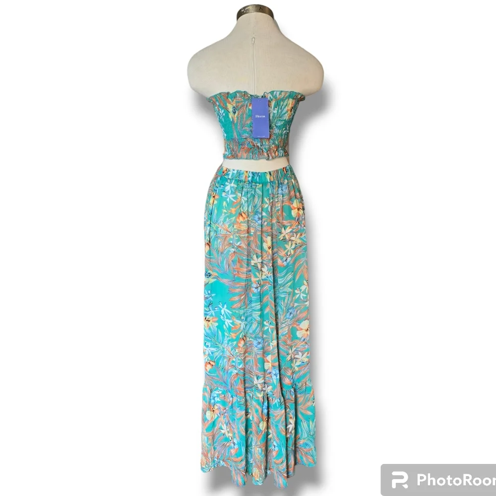 Floerns Women's Summer 2 Piece Crop Tube Top and Split Long Skirt set size small - Picture 3 of 13